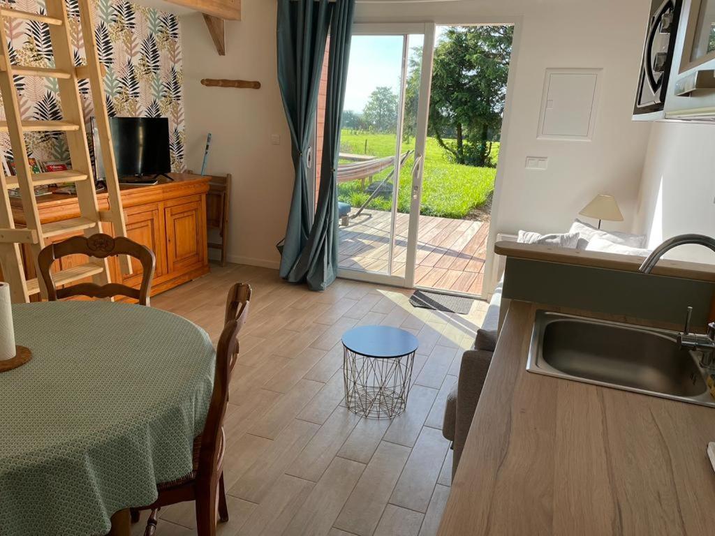 Eco-Gite A La Ferme D'Elles Saint-Andre-de-l'Epine Exterior foto
